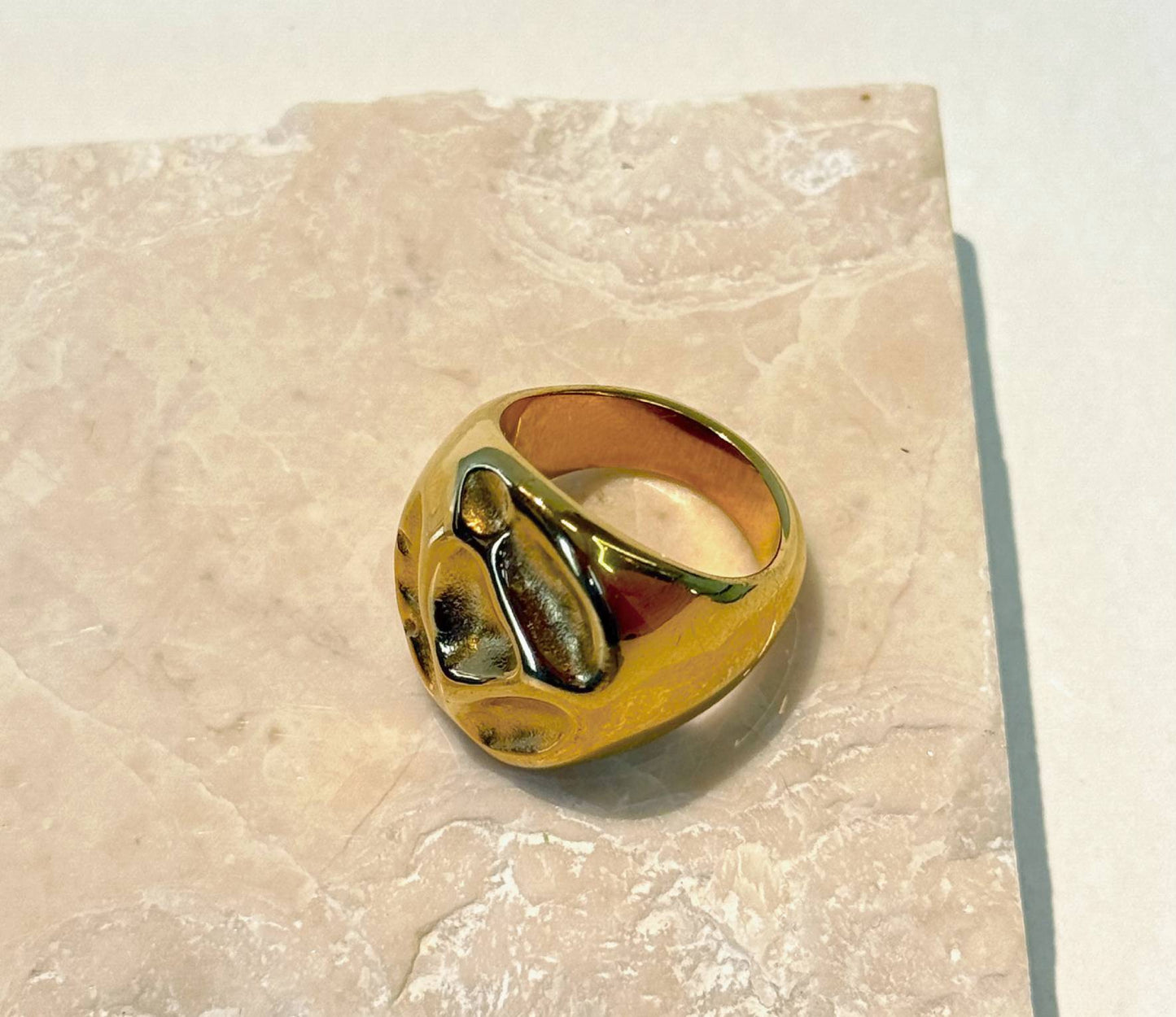 Fluid Ring