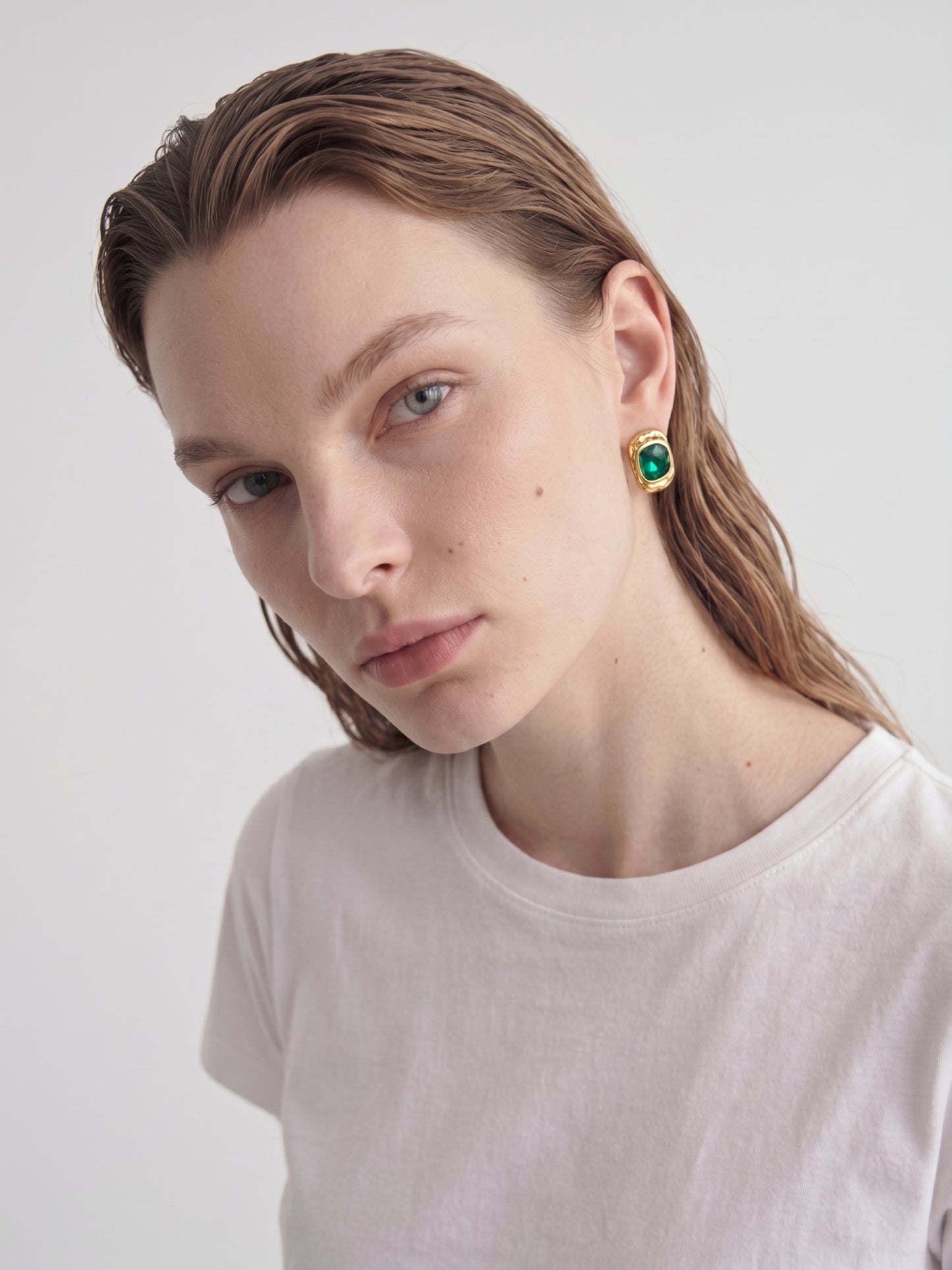 Emerald Aura Earrings
