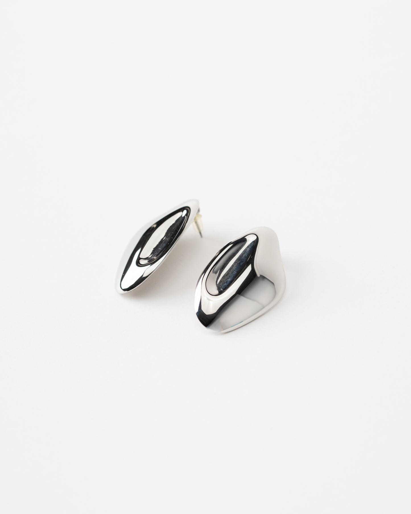 Oyster earrings