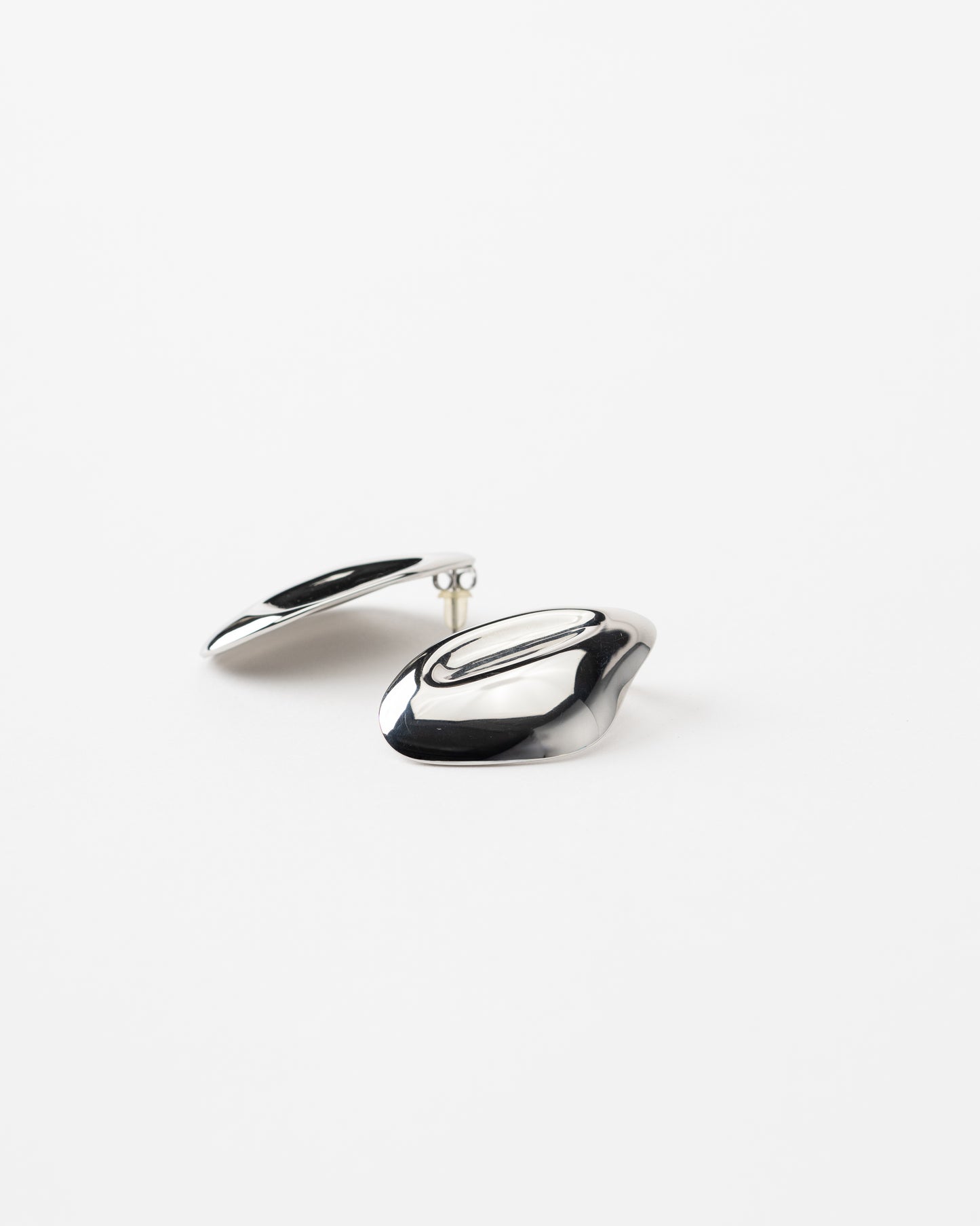 Oyster earrings
