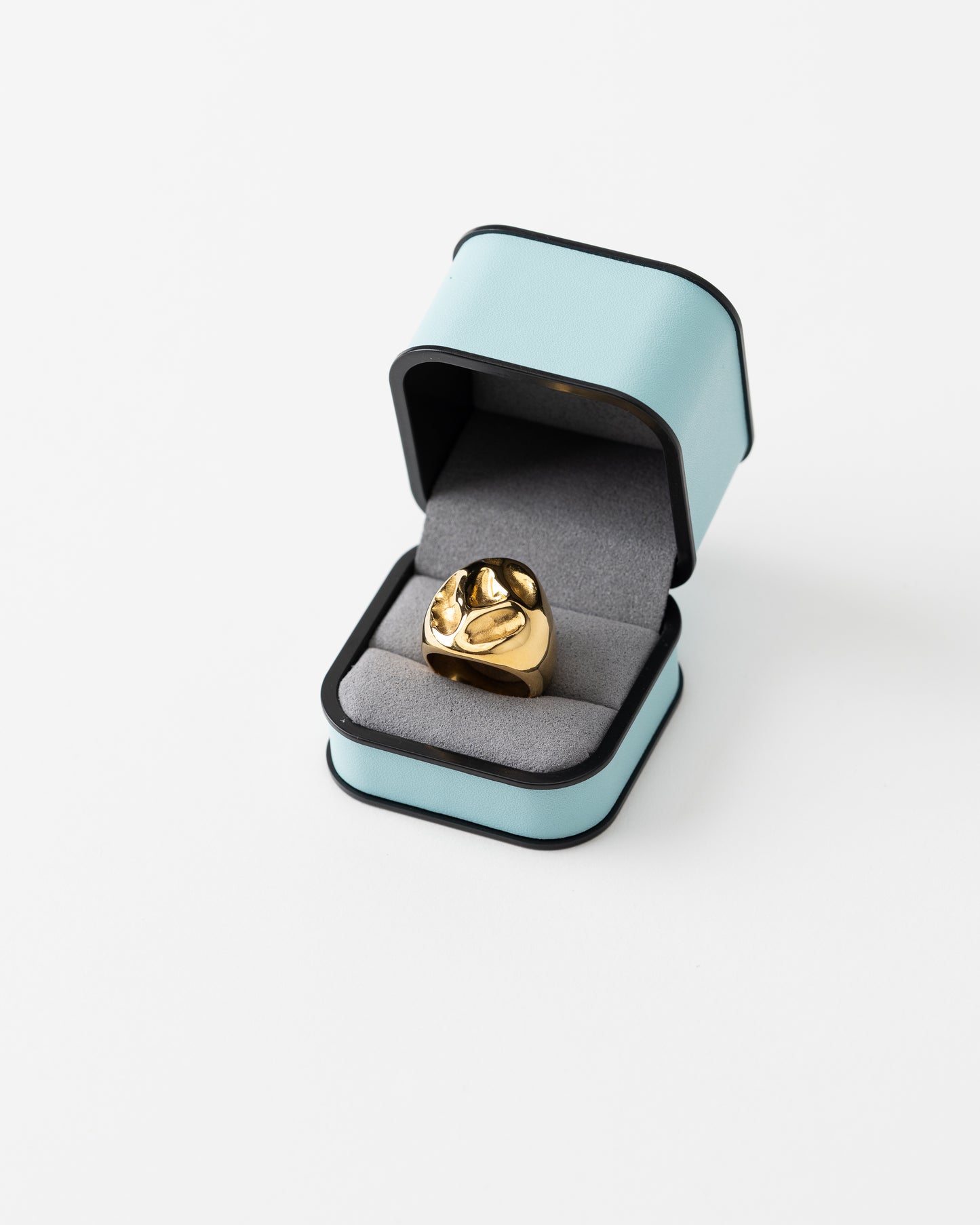 Fluid Ring