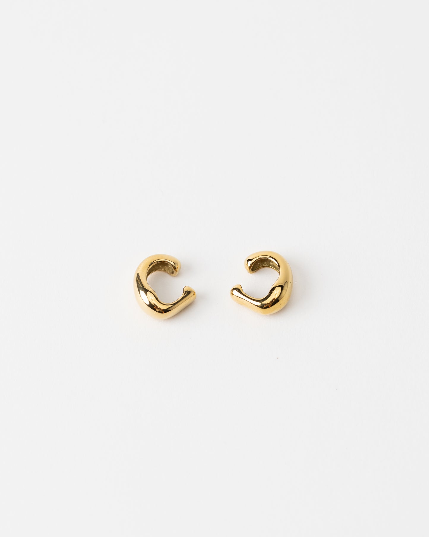 Pebble stud