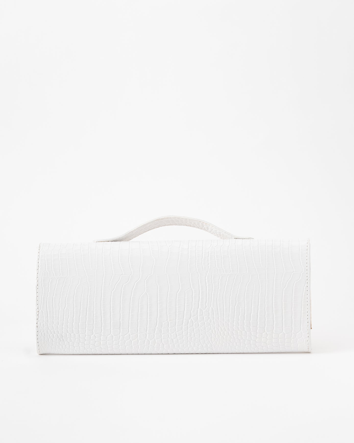 Elongated clutch